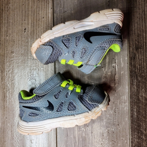 Nike Revolution 2 TD Cool Grey/Volt Athletic Shoes Size 5C Baby Walker - Picture 7 of 14